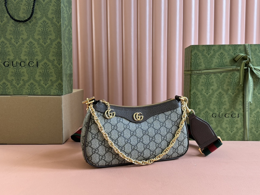 Gucci Hobo Bags